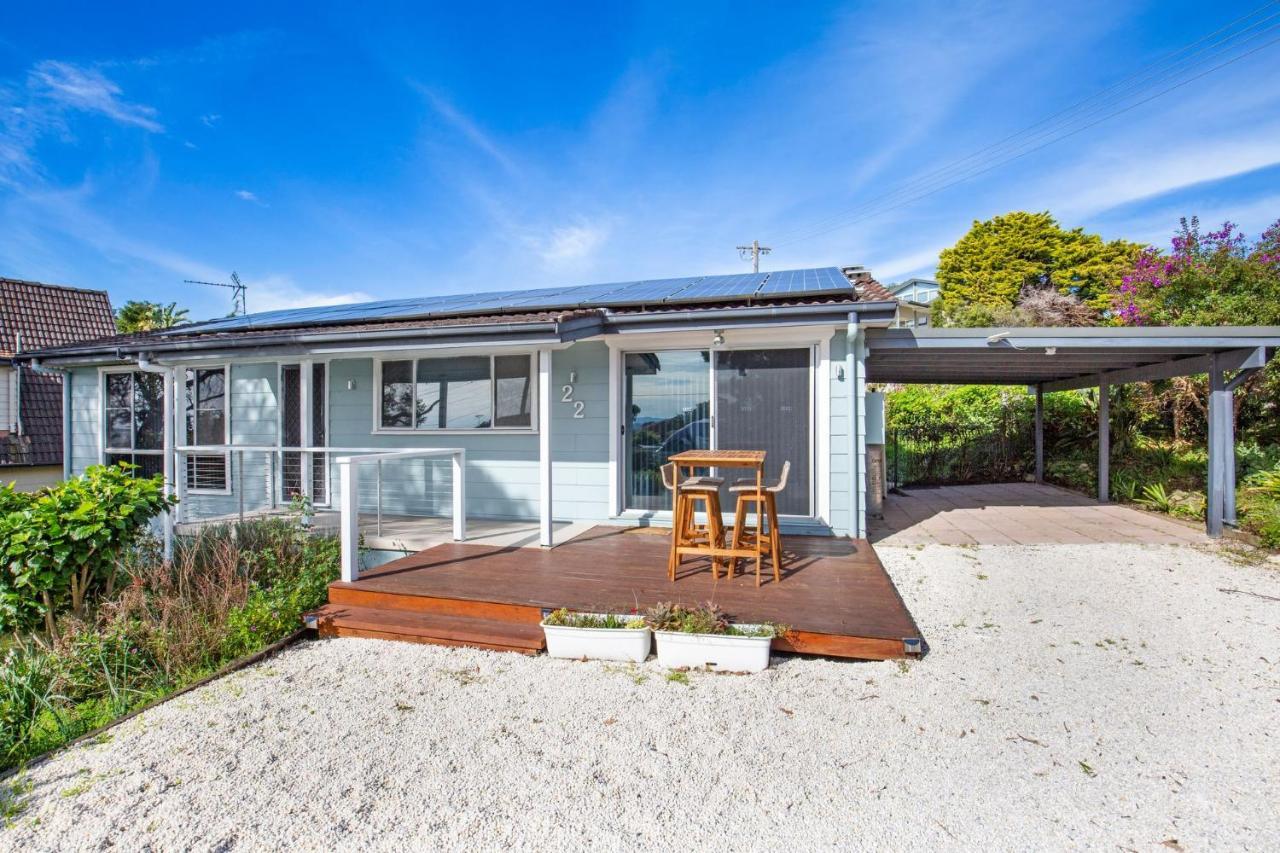 Windansea Cottage Pet Friendly Ocean Glimpses Vincentia Exterior photo