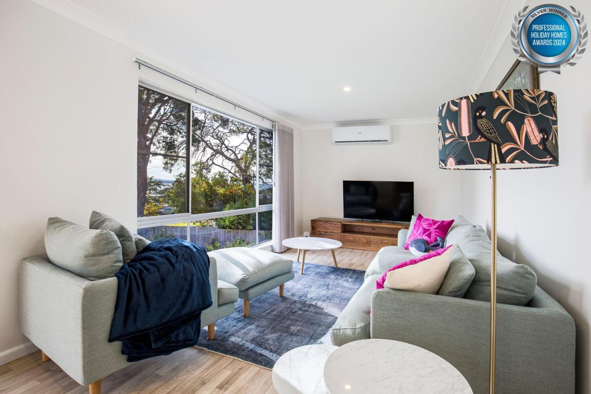 Windansea Cottage Pet Friendly Ocean Glimpses Vincentia Exterior photo